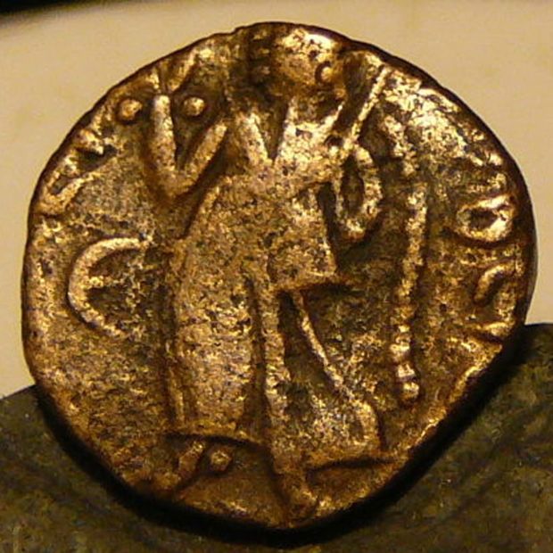 Valentinian-III-Ae-4?